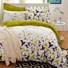 Load image into Gallery viewer, Green Bird Bed Linen Set
