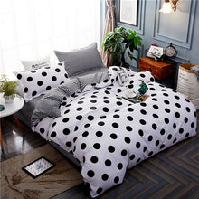 Load image into Gallery viewer, Polka-dot Bed Linen Set