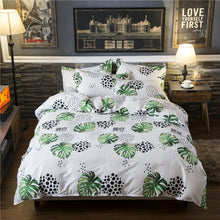 Load image into Gallery viewer, Red Heart Bed Linen Set