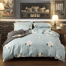 Load image into Gallery viewer, Red Heart Bed Linen Set