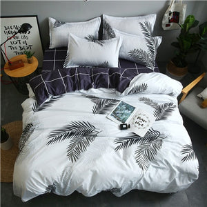 Black Feather Bed Linen Set