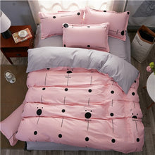 Load image into Gallery viewer, Black Feather Bed Linen Set